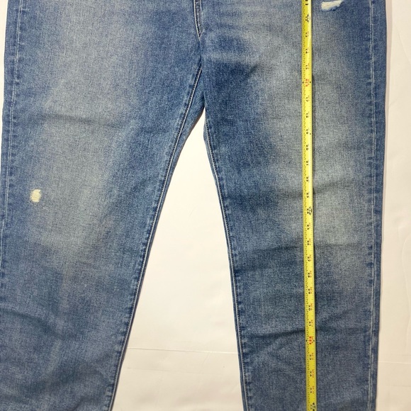 Something Navy High Rise Cigarette Ankle Slightly Distressed Jean NWT Size 18/34 - Picture 4 of 16